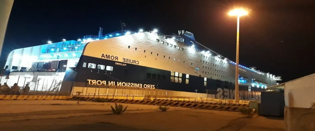 Foto 5 Civitavecchia Port